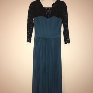 NWOT Decode 1.8 Gown
